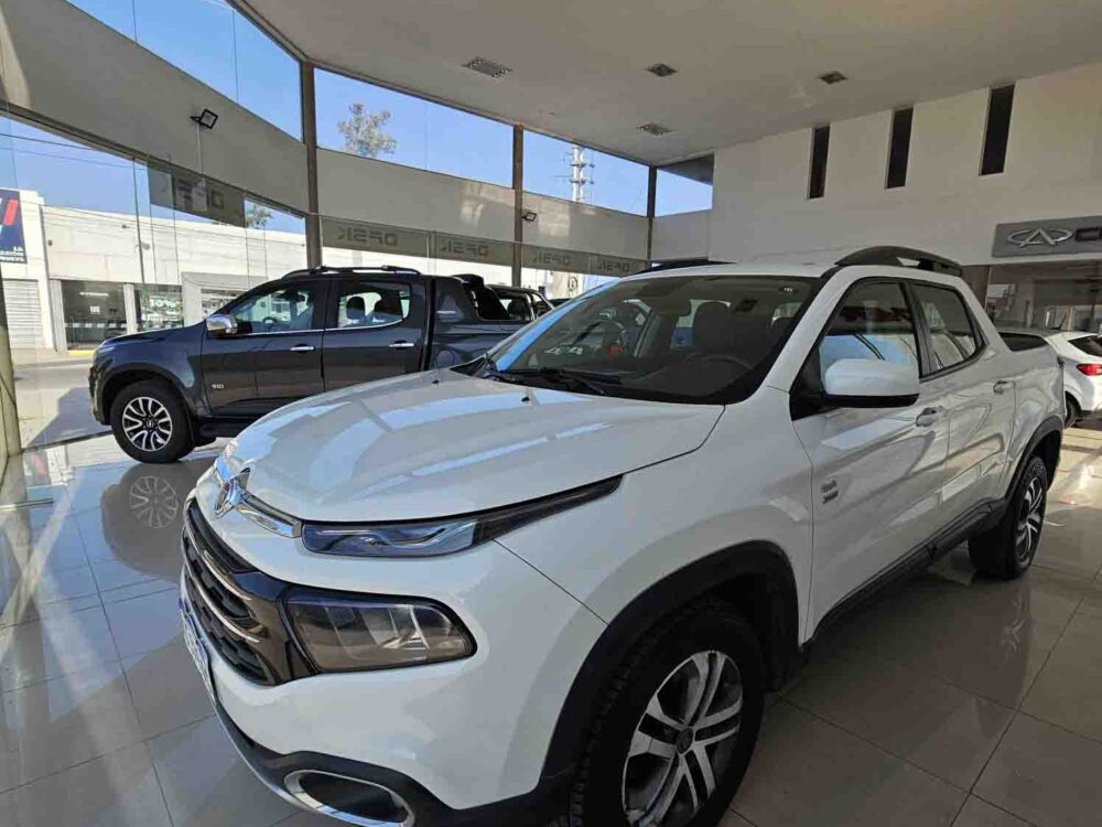 Fiat Toro 2.0 Freedom 4X4 At 2018 - LOX AUTOS SALTA JUJUY TUCUMAN FADUA (1)