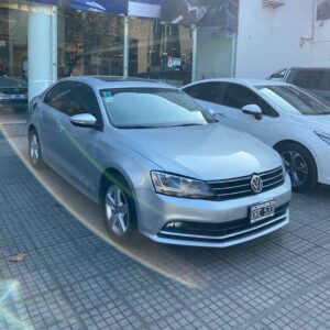 Volkswagen Vento Advance Pluss 2,5 Mt L15 2015 - LOX AUTOS SALTA JUJUY TUCUMAN FIAT FADUA (3)