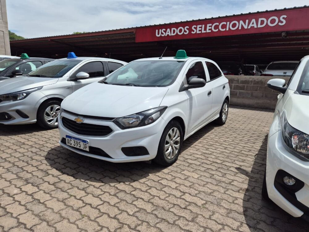 CHEVROLET_FADUA_ONIX_LT_LOX_AUTOS_USADOS_JUJUY_SALTA_TUCUMAN (4)