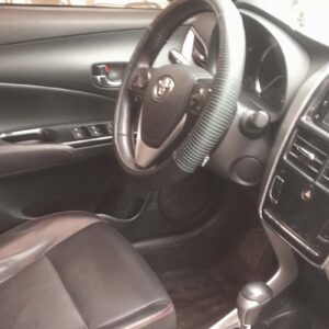 FIAT_FADUA_LOX_AUTOS_USADOS_TOYOTA_YARIS_S_1.5_CVT_JUJUY_SALTA_TUCUMAN (6)